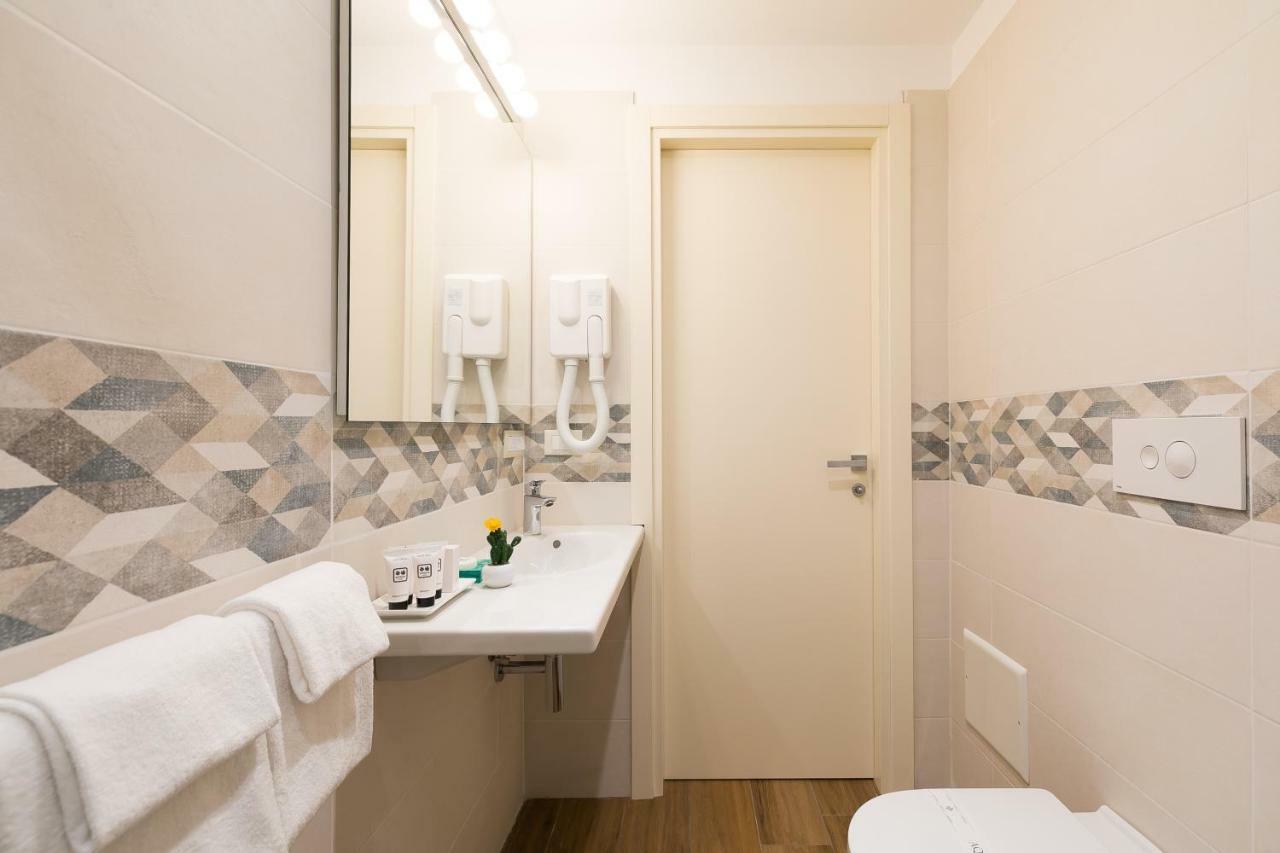 Demetra Eco Guest House Rome Bagian luar foto