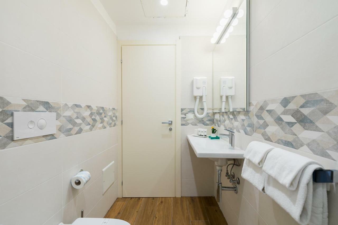 Demetra Eco Guest House Rome Bagian luar foto